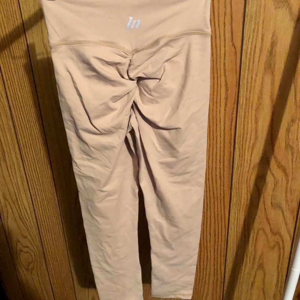 Muscle nation scrunch bum leggings ⅞ length